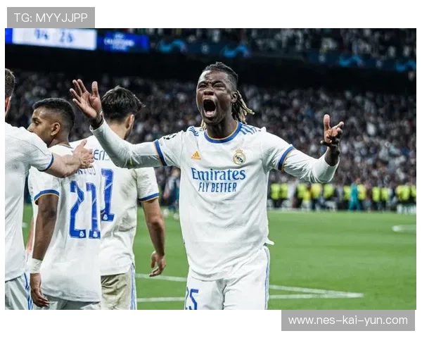 卡马文加中场抢断演练：预判与覆盖空间同步训练