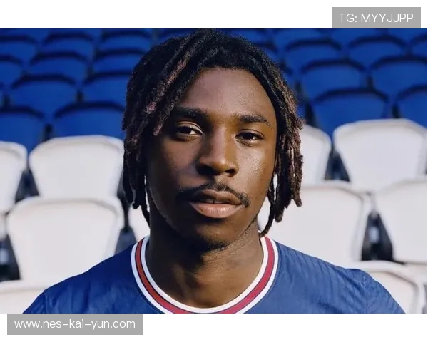 基恩被捕捉到夜店现身，俱乐部声明期待他谨慎行事